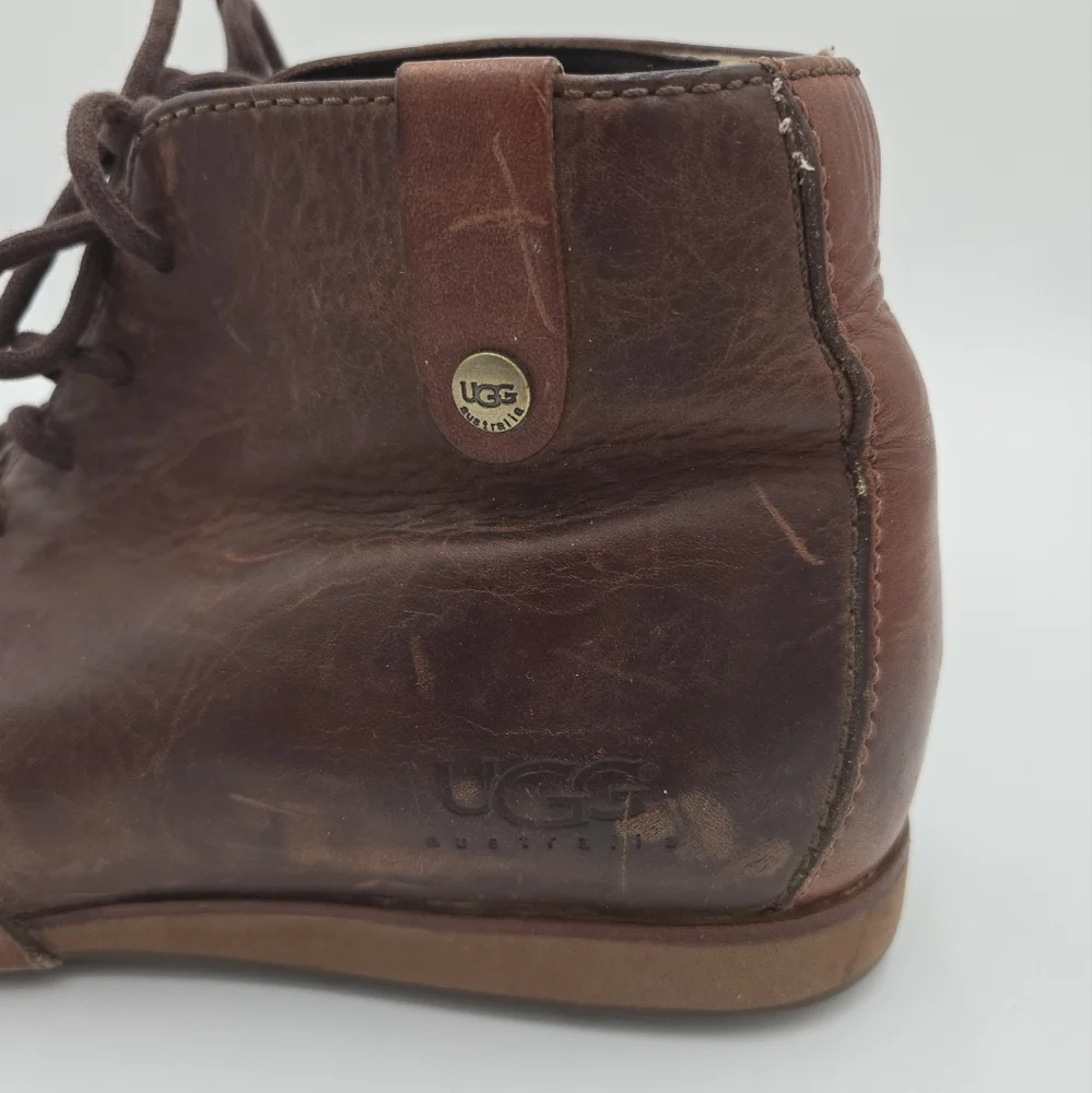 UGG Australia Men's Brown Leather Chukka Boots Size 8